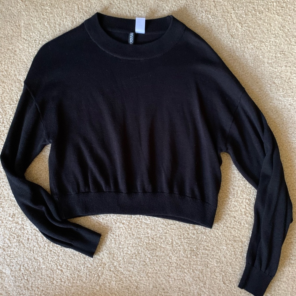 Divided by H&M crop sweater size S